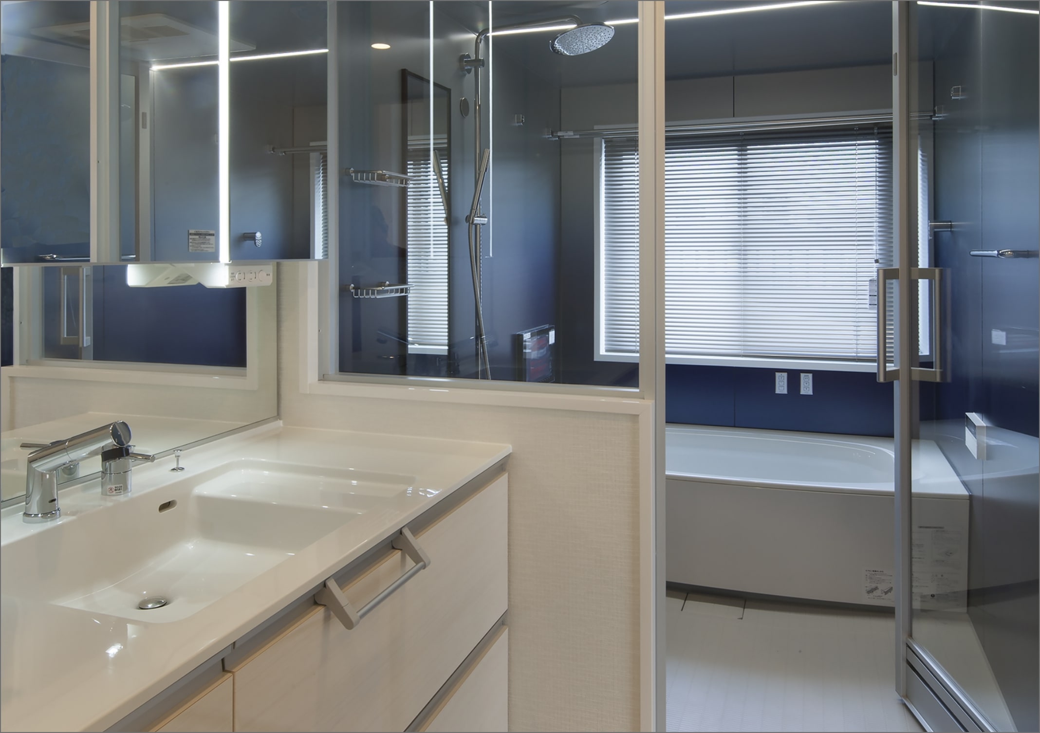 LUXE ROCK GARDEN  服部本町