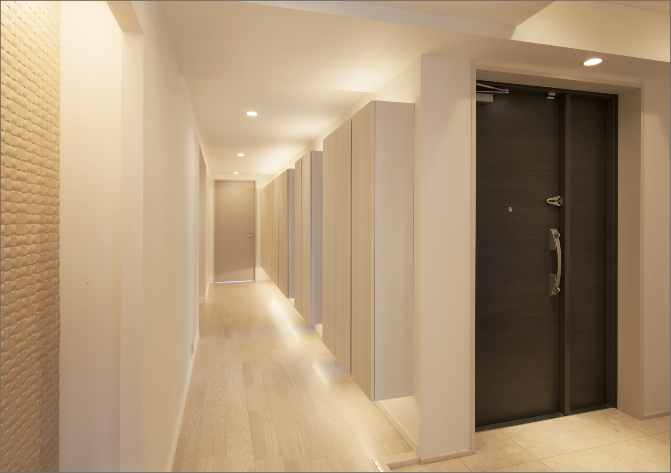 LUXE ROCK GARDEN  服部本町